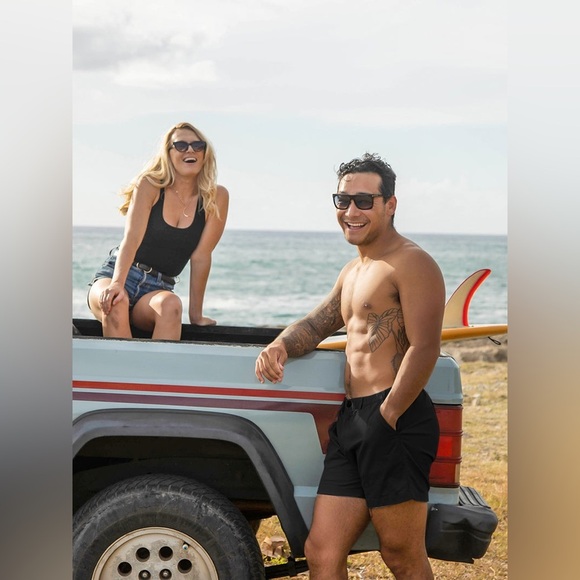 Chubbies Men Small The Dark N Stormies 5.5” Shorts Originals Stretch Twill - Picture 5 of 5